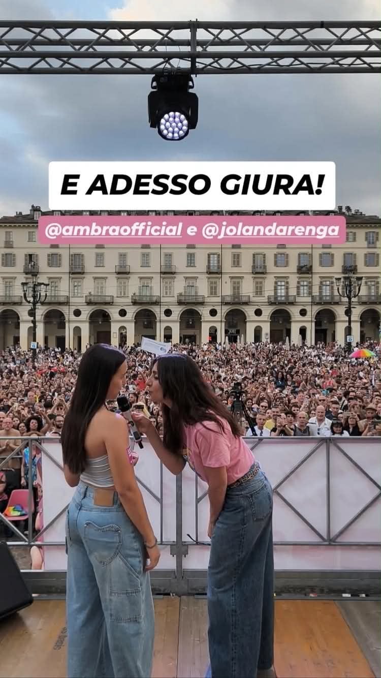 Jolanda Renga e Ambra Angiolini al Torino Pride