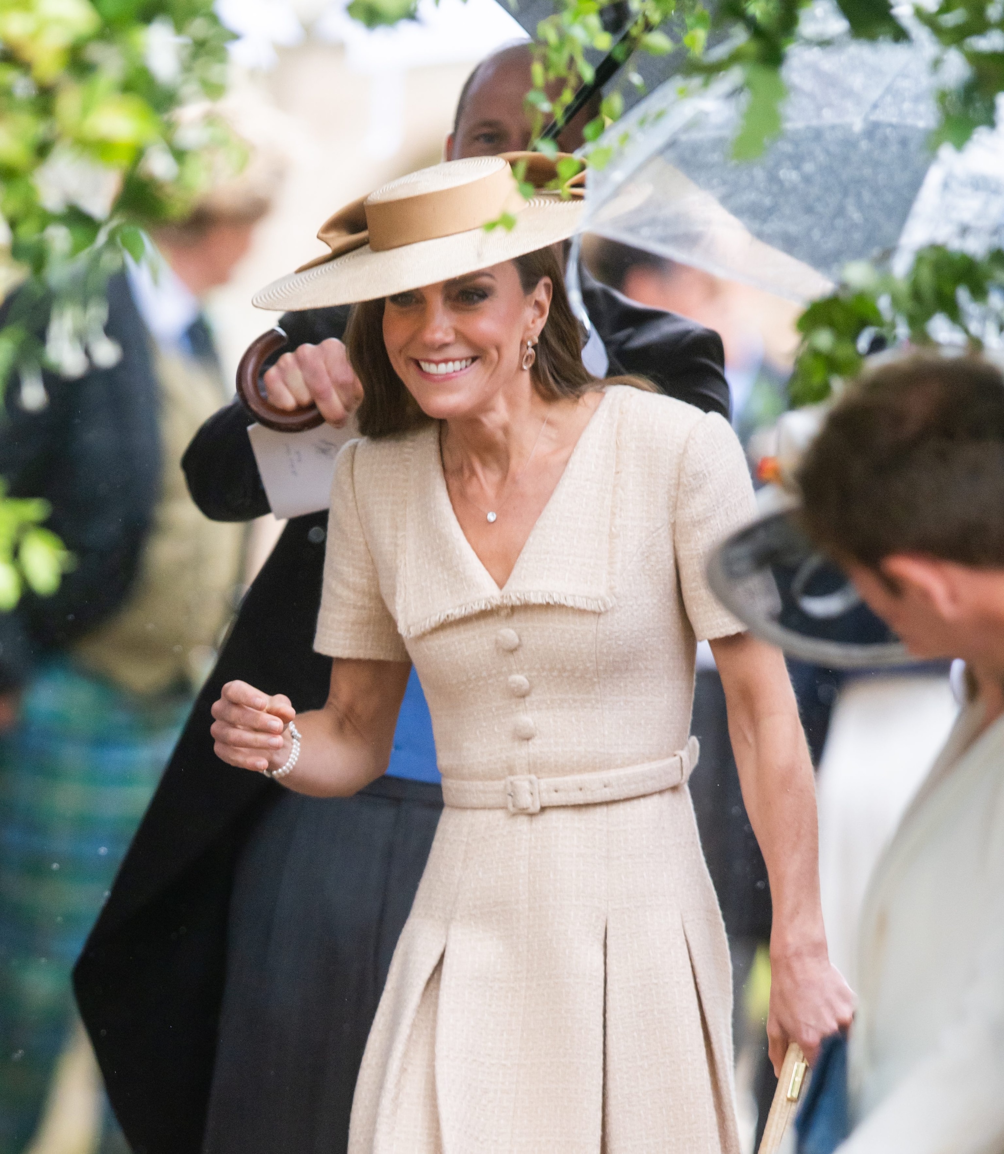 Dettaglio dell’abito di Roland Mouret indossato da Kate Middleton