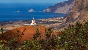 El Hierro, l'isola più remota delle Canarie da visitare quest'estate: alloggi a partire da 250 euro a settimana