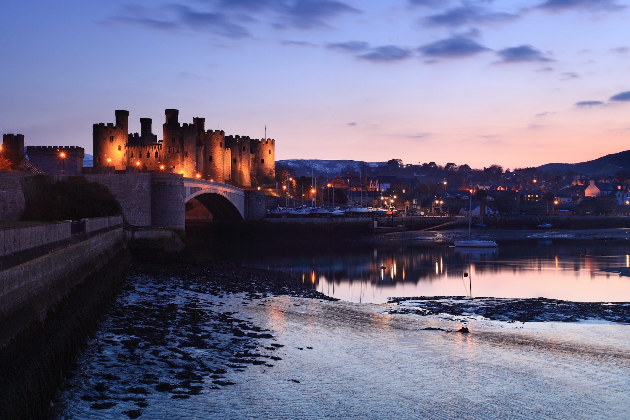 Il castello di Conwy di sera, Galles