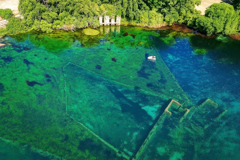 Il lago di Capodacqua, Abruzzo