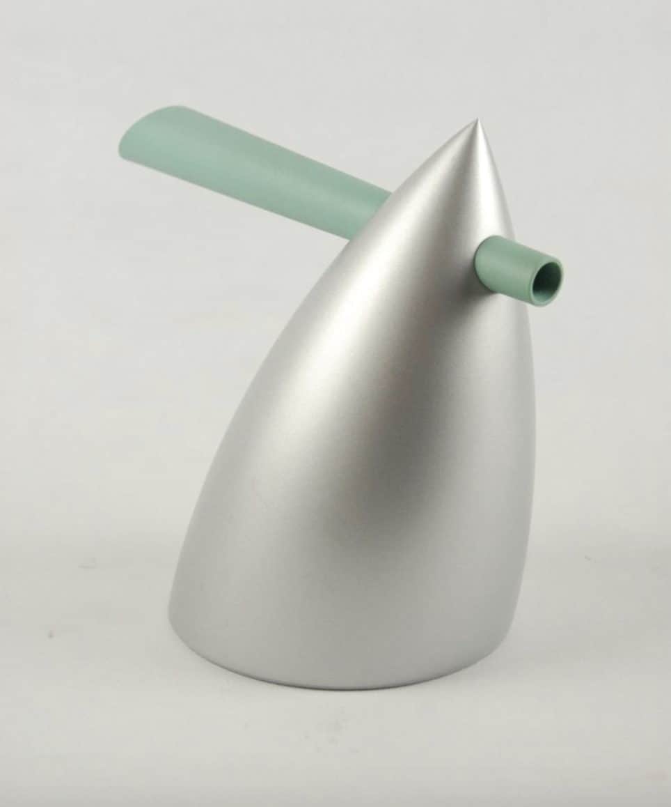 La teiera di Alessi firmata dal designer Philippe Starck