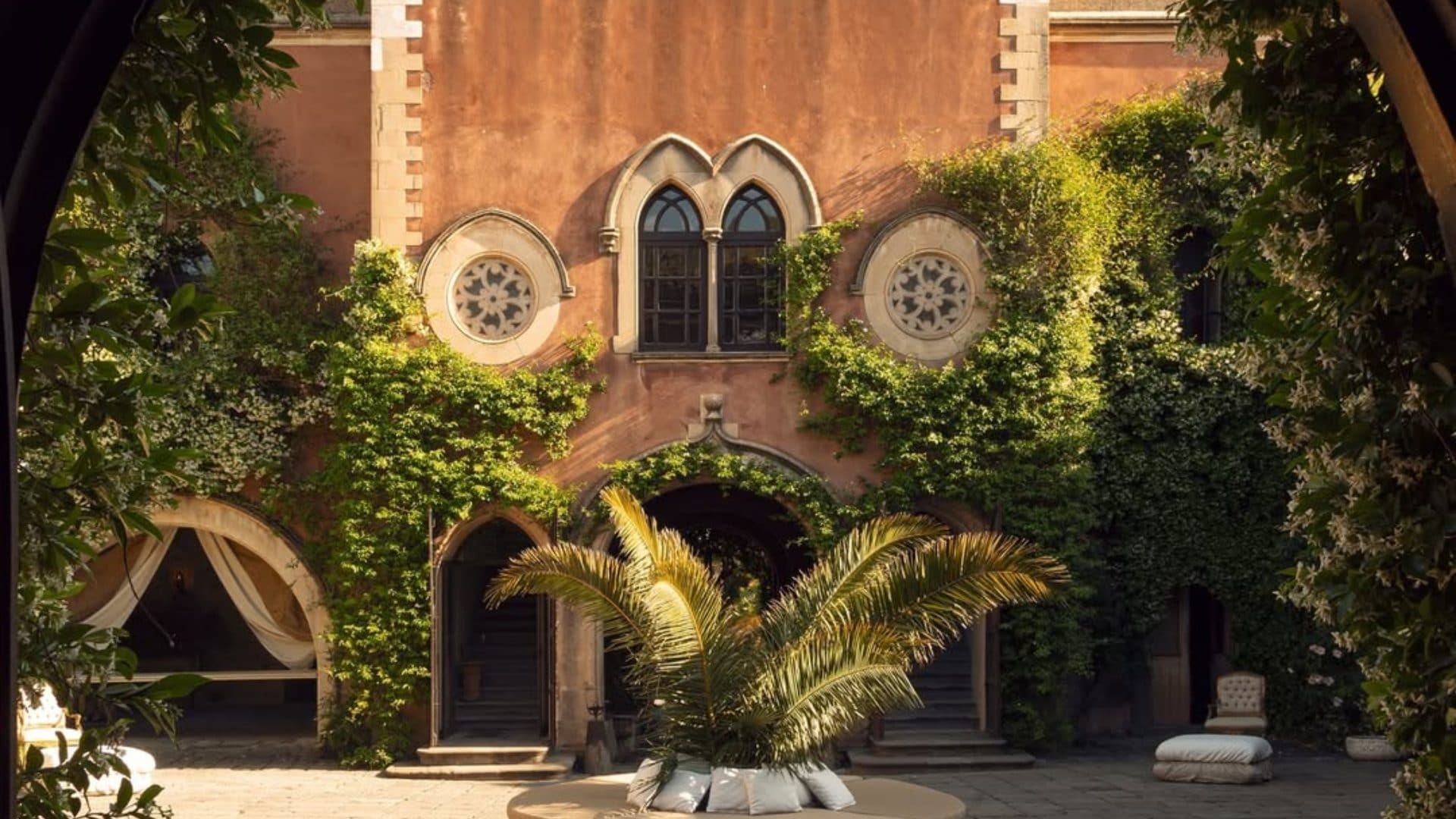 Quanto costa dormire nel castello in Sicilia scelto da Aurora Ramazzotti per il matrimonio