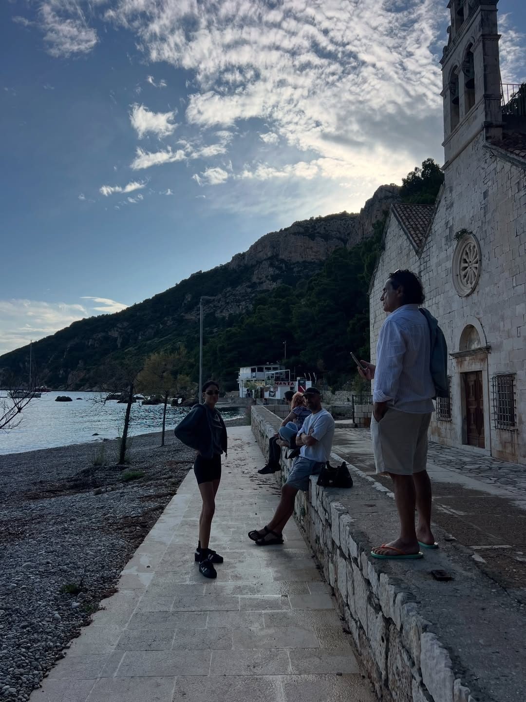 Spiaggia di Gusarica a Comisa, Isola di Lissa, Croazia