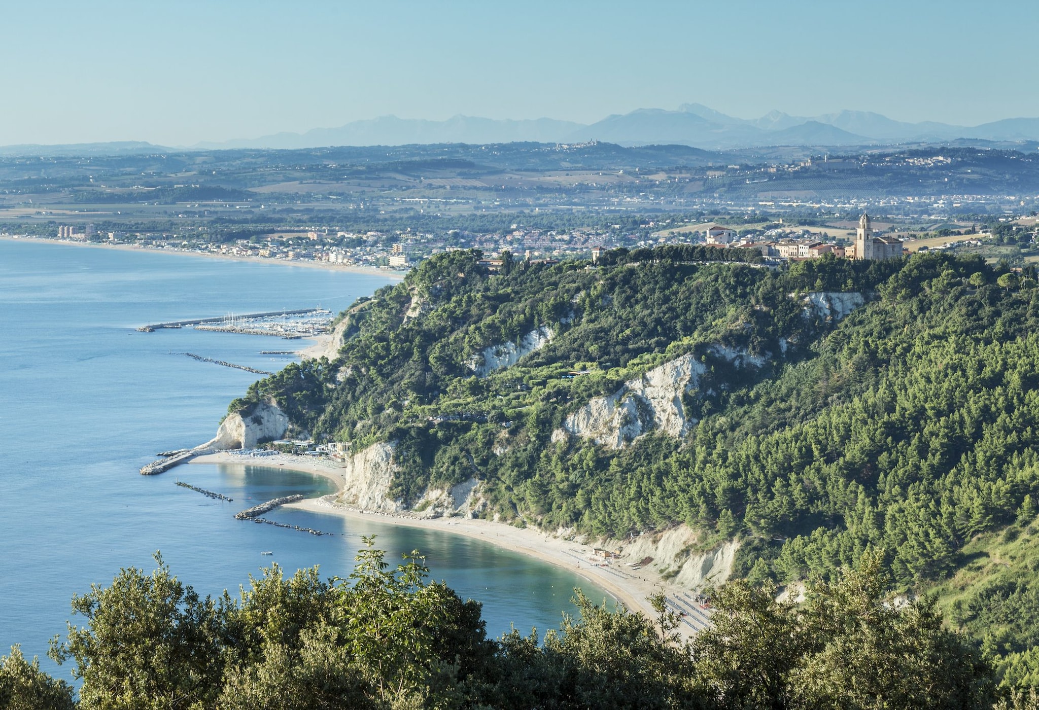 Una delle spiagge di Sirolo, Marche