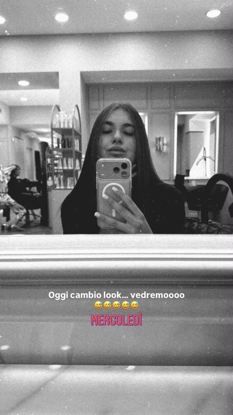 Chanel Totti prima del cambio look