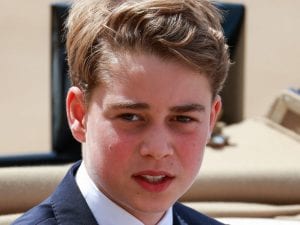 Il principe George si iscrive alla scuola di Eton