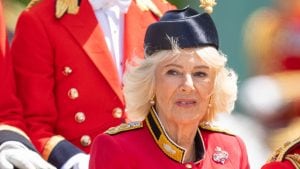 Perché la regina Camilla al Trooping the Colour ha indossato l'abito militare