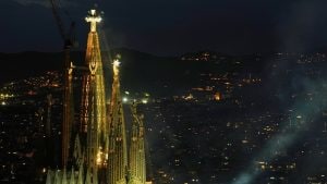 Inaugurata la Torre di Gesù della Sagrada Familia: è ora la chiesa più alta del mondo