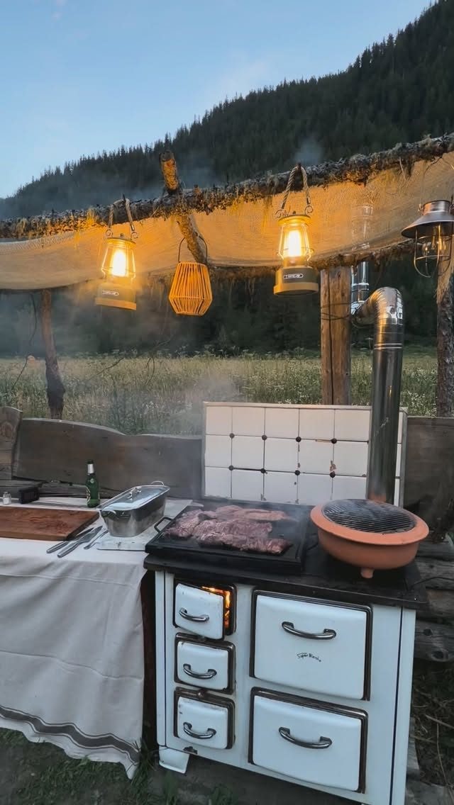 Il giardino della casa, dalle foto di Belén Rodriguez
