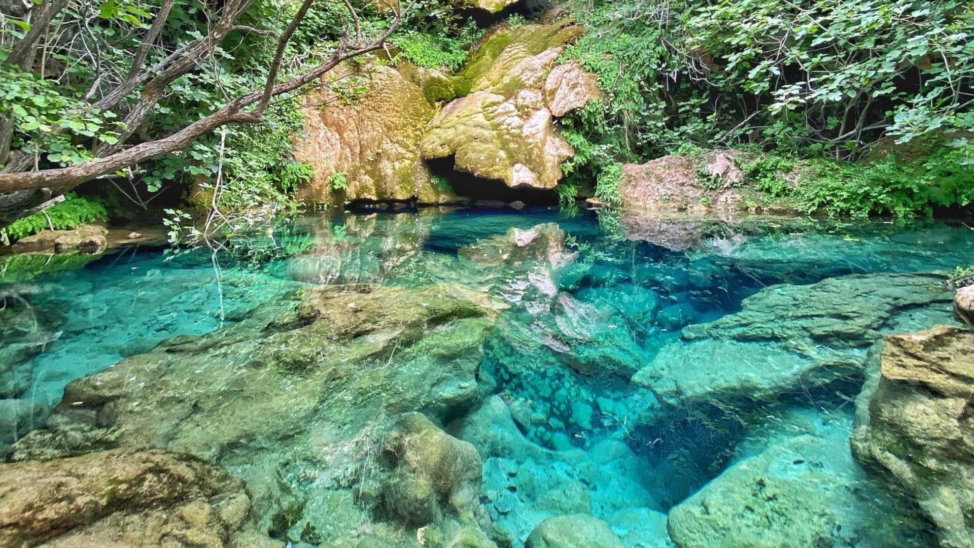 Piscine di Ussassai, dove si trovano e perché è stato introdotto il divieto di balneazione