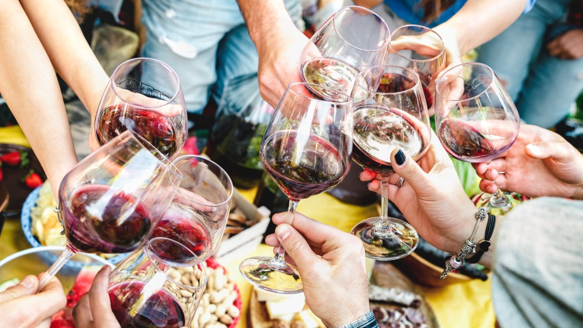 Feste e sagre ad agosto 2026 in Italia: la bistecca protagonista in Toscana, in Campania torna il Medioevo