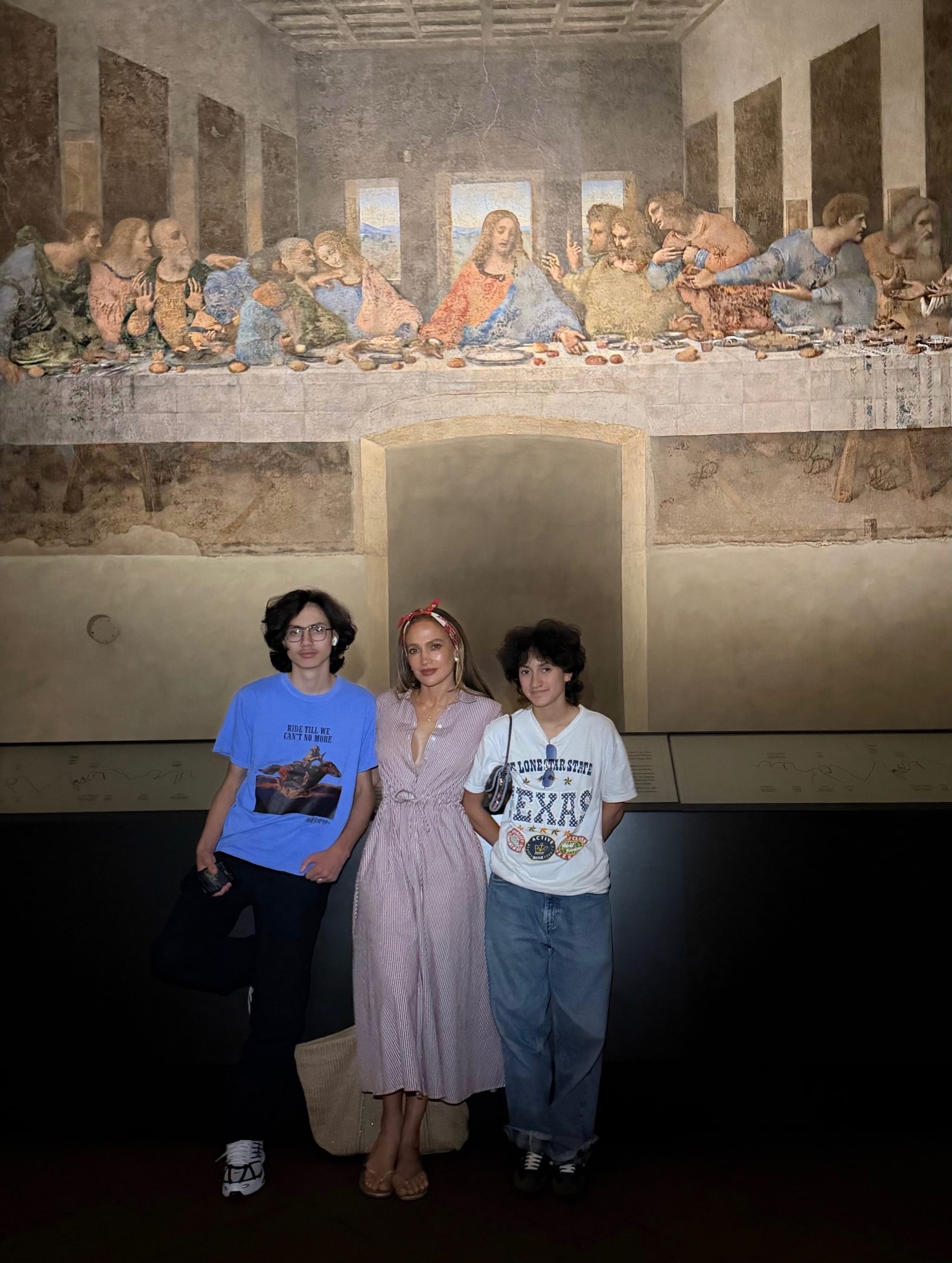 J.Lo con i figli al Museo Cenacolo Vinciano