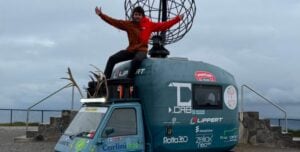 Francesco Furlani dall'Italia alla Norvegia in Ape: "A 40 chilometri all'ora senza aria condizionata"