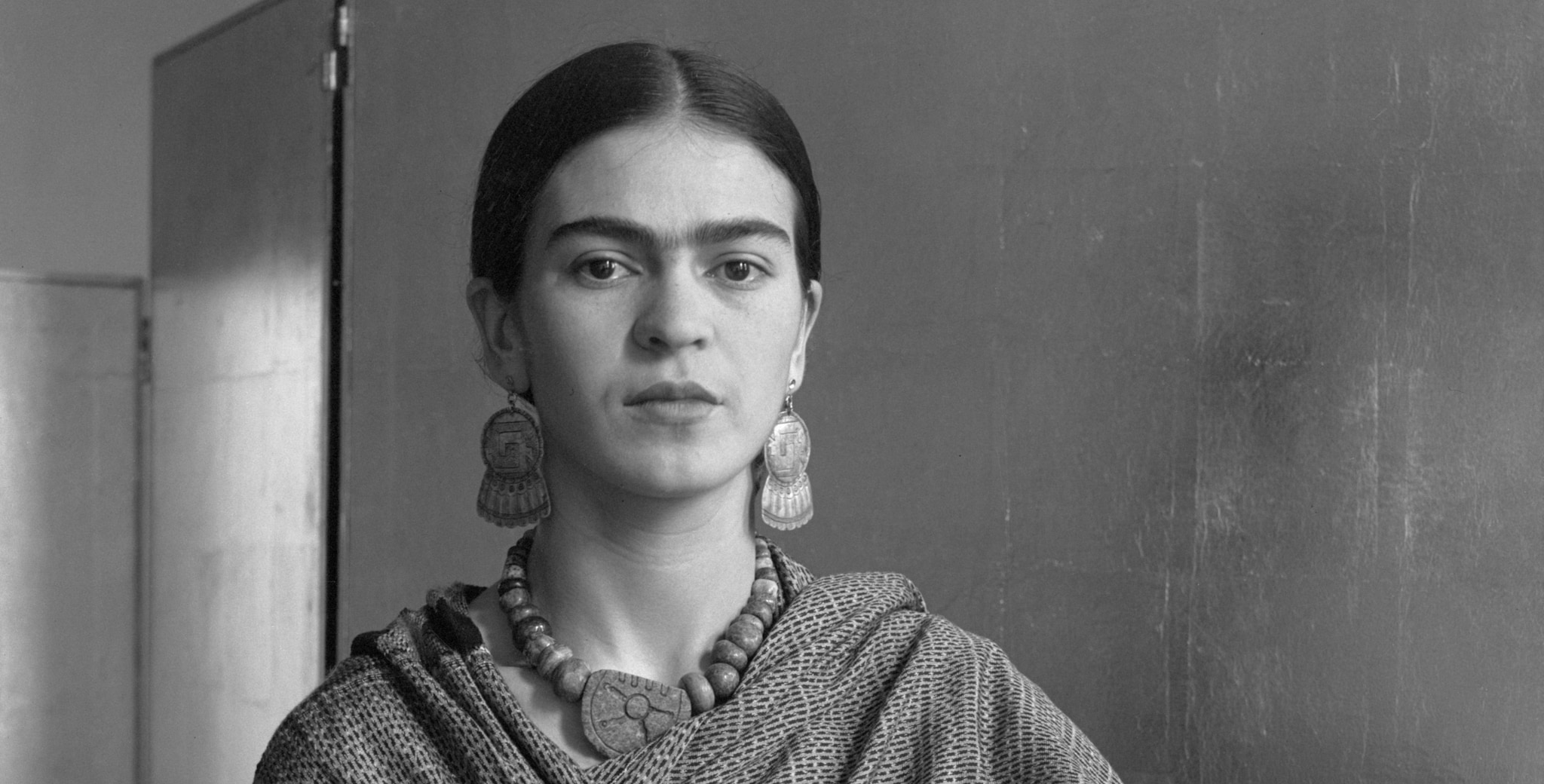 Come il volto di Frida Kahlo è diventato simbolo pop del 900 (prima era solo la moglie di Diego Rivera)