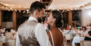 Dietro le quinte di un matrimonio, la wedding planner Giorgia Farina: "Gli sposi litigano per la disposizione tavoli"