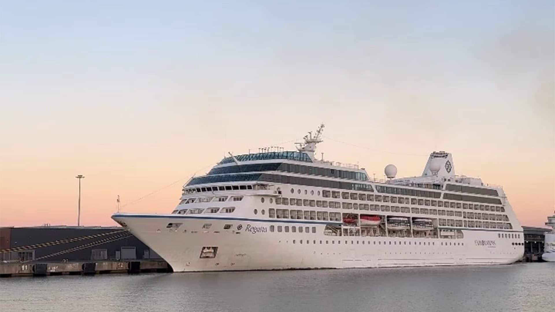 È partita la crociera più lunga al mondo: 100.000 dollari per viaggiare un anno intero in 62 Paesi
