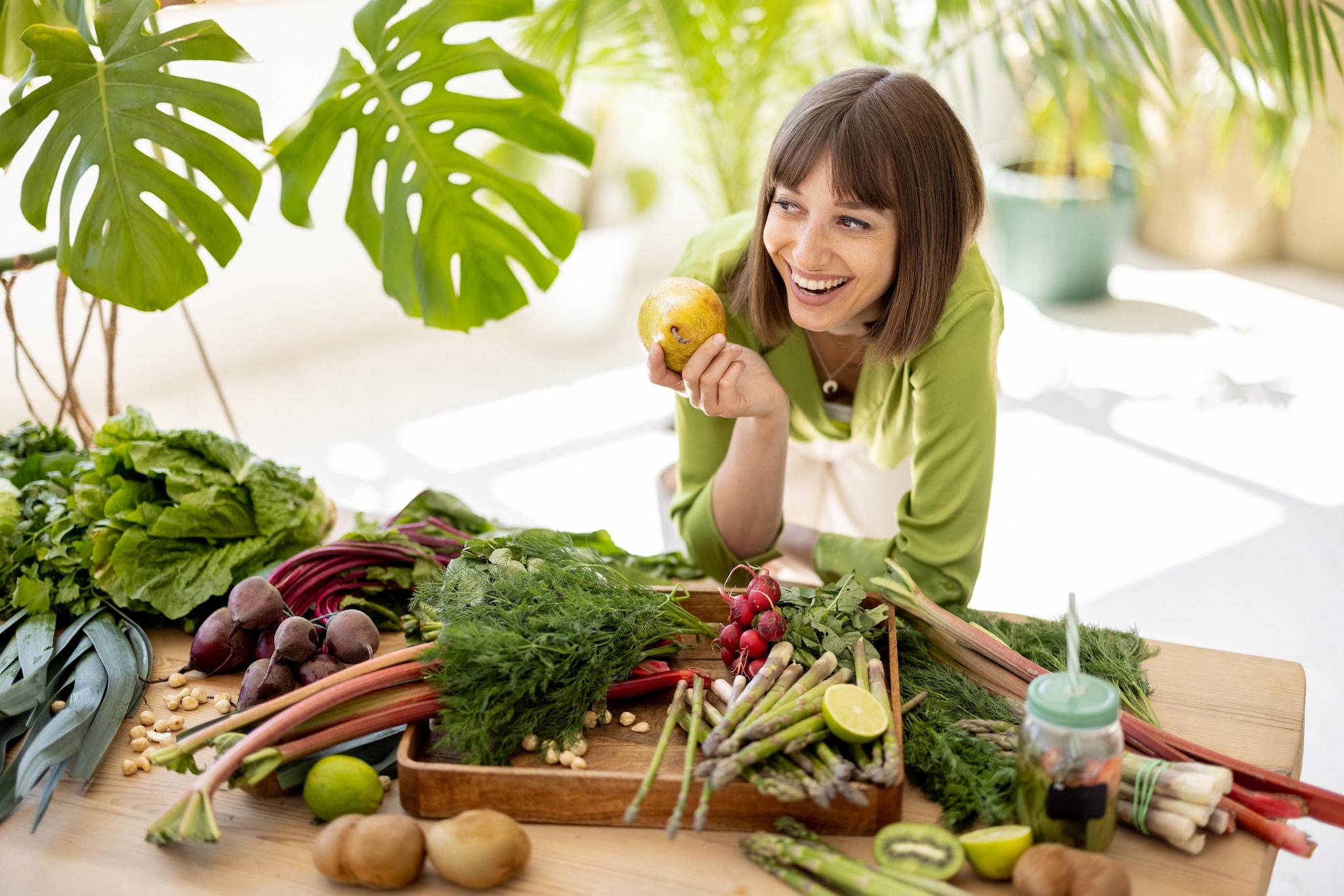 Dieta detox a settembre, la nutrizionista Bracale: "Saltare pasti ed eliminare pane e pasta è sbagliato"