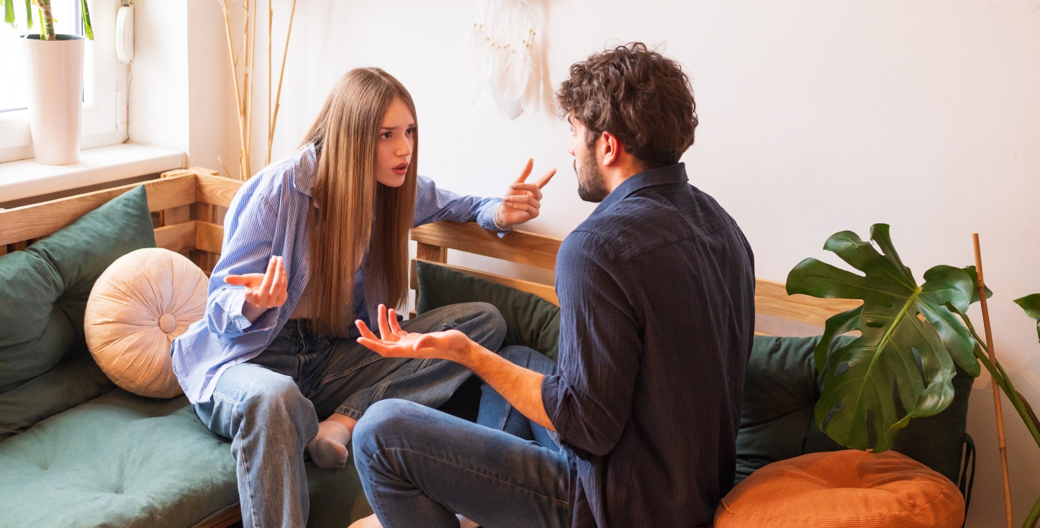Il partner mi accusa e vuole continue rassicurazioni: come riconoscere la gelosia patologica