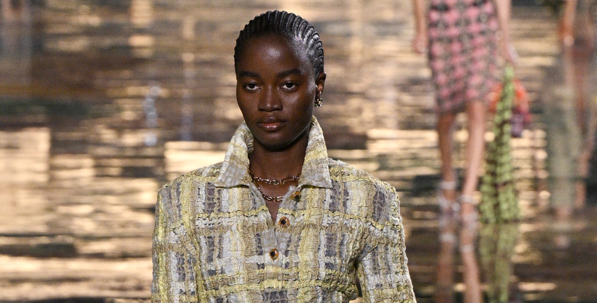 Rachel Ojuromi corona il sogno impossibile: dai video nel villaggio in Nigeria alla passerella di Chanel