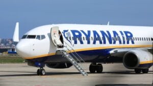 Ryanair, nuove regole per il check-in: cosa cambia dal 10 novembre per chi imbarca il bagaglio