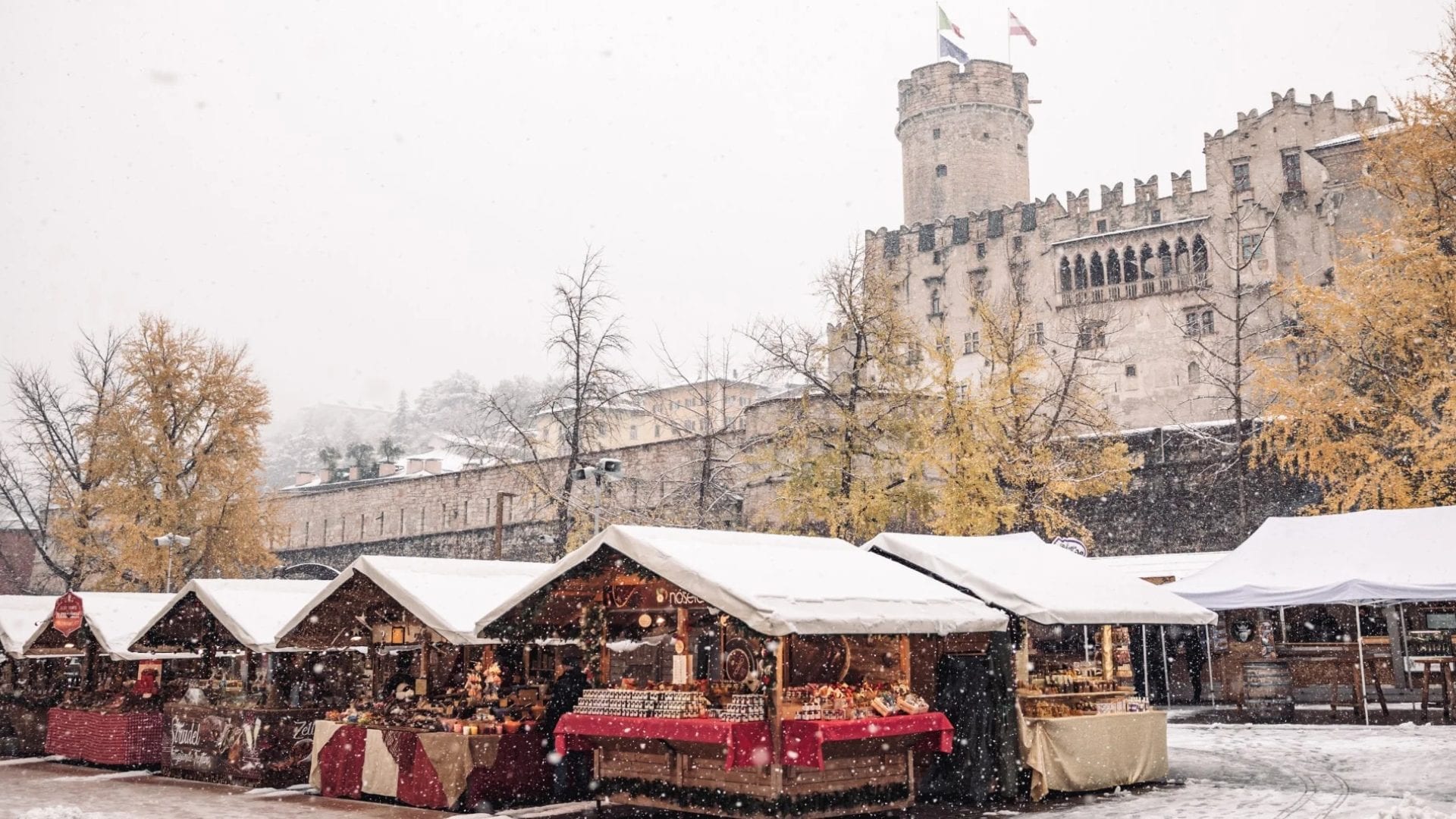 Il trenino di Natale tra i mercatini di Trento: le date, le fermate e i costi