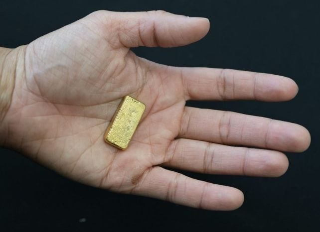Come estrarre oro da vecchi computer e smartphone: la tecnica innovativa e a basso costo