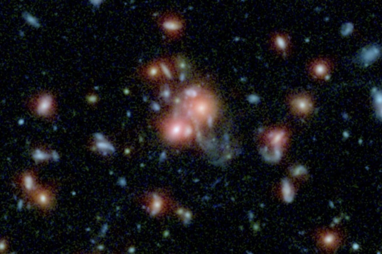 Scoperti segnali radio dall'universo profondo: "Dopo 10 miliardi di anni hanno raggiunto la Terra"