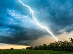 Rilevato il fulmine più lungo di sempre, un &#8220;mostro&#8221; di 830 chilometri