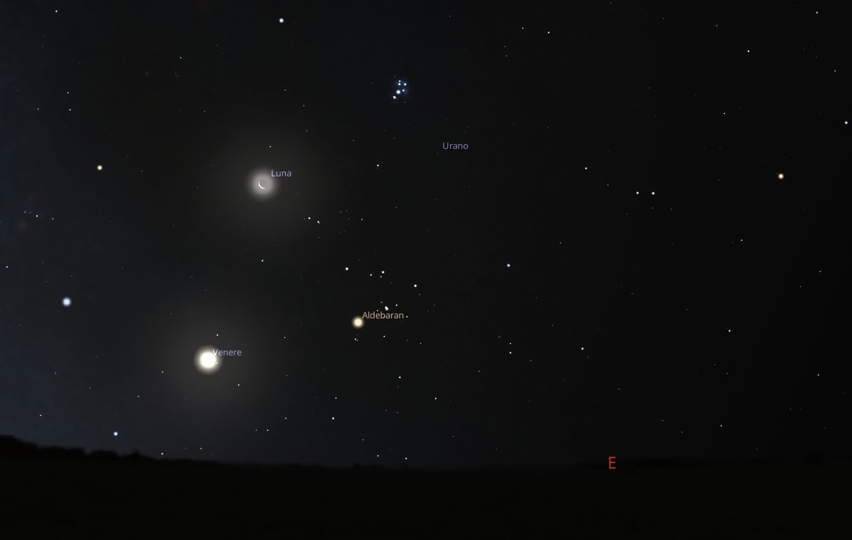 La Luna bacia Venere e la stella Aldebaran nei cieli d'Italia tra il 20 e il 21 luglio: a che ora vederli