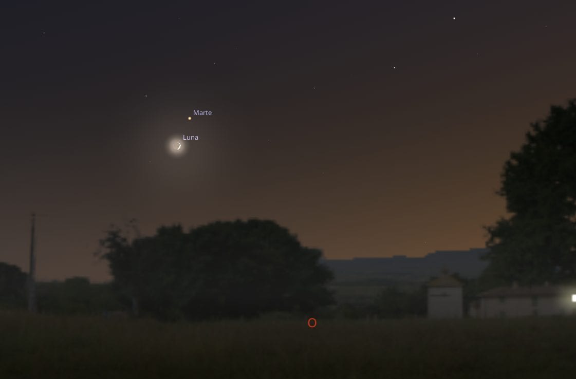 Oggi 28 luglio magnifico bacio tra la Luna e Marte: a che ora vederlo e come riconoscere il Pianeta Rosso