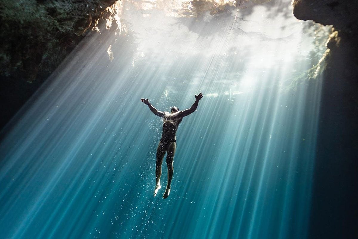 Vitomir Maričić stabilisce un nuovo record di apnea, il suo è il respiro più lungo mai trattenuto