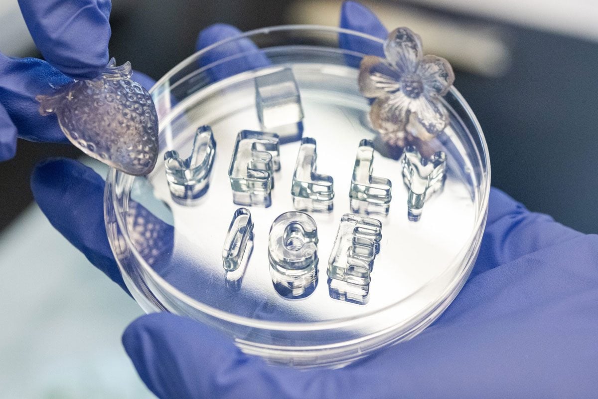 Dimentica i cubetti, arriva Jelly Ice: il ghiaccio che raffredda senza sciogliersi