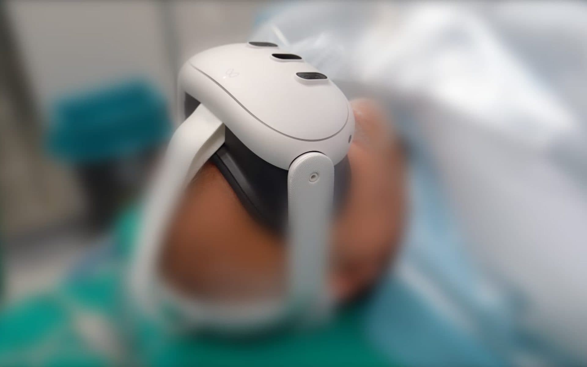 Immerso nello Spazio mentre viene operato, l'urologo: "Così la realtà aumentata ha aiutato il paziente"