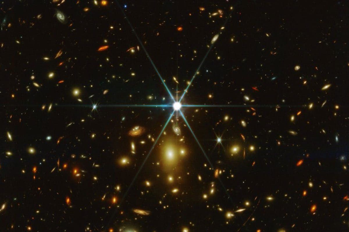 Earendel, la stella più lontana mai vista potrebbe non essere ciò che sembra