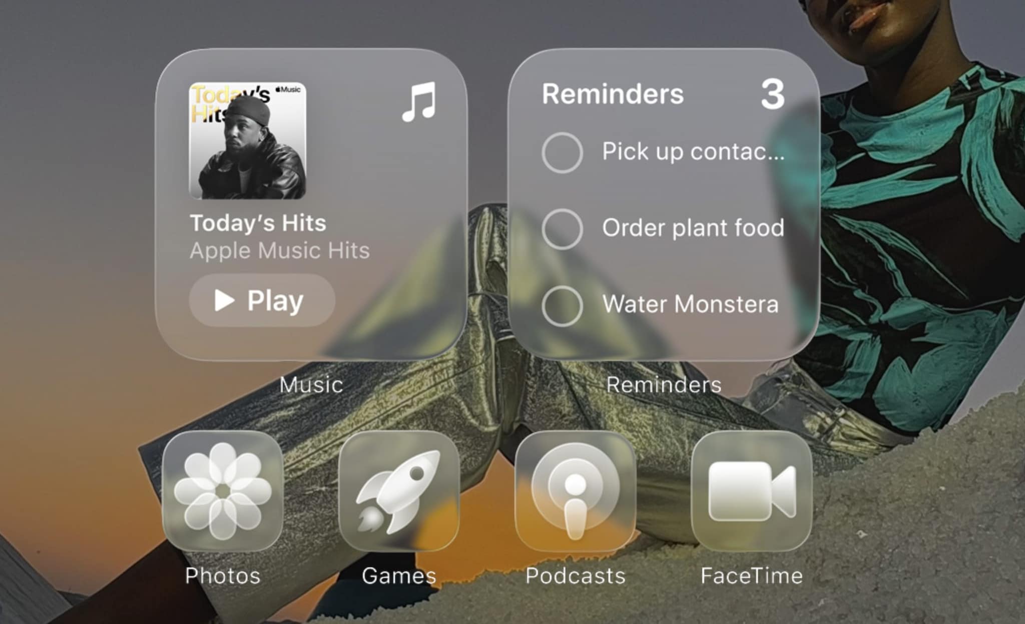 iPhone, iOS 26 può ridurre la batteria: Apple spiega i primi problemi del nuovo aggiornamento