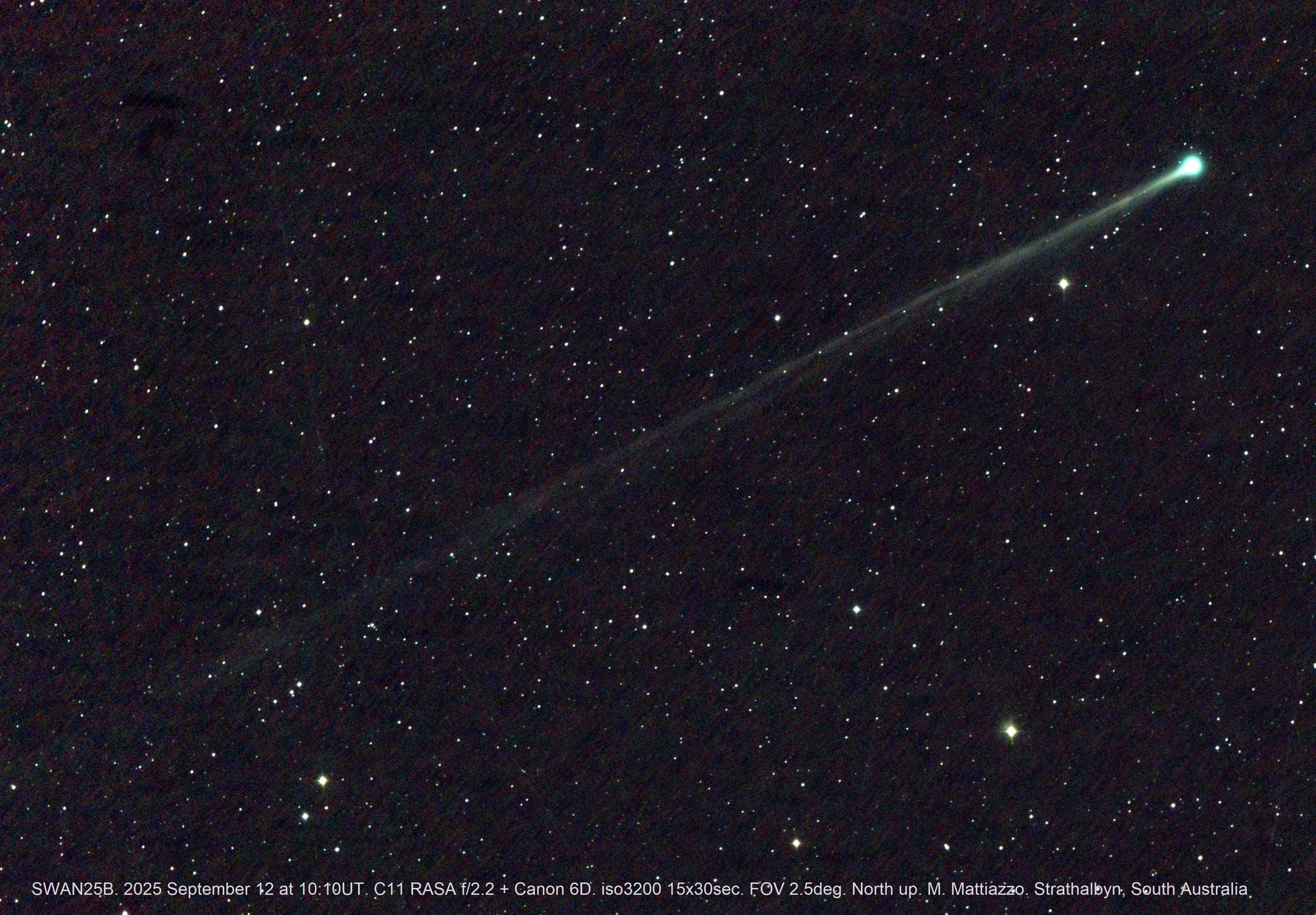 La magnifica cometa C/2025 R2 (SWAN) presto visibile dall'Italia: tornerà a farci visita tra 22.500 anni