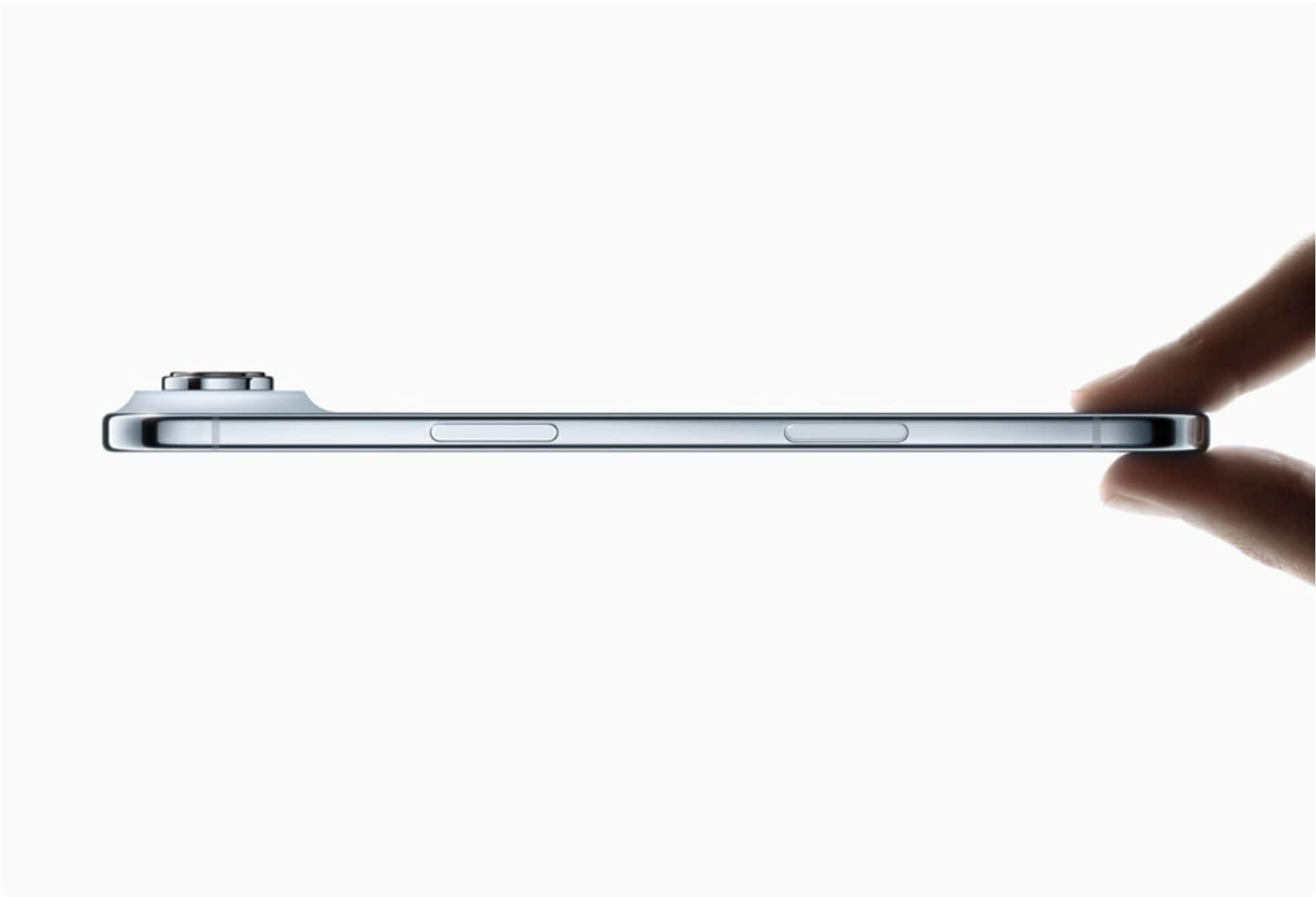 Da oggi sono disponibili in Italia i nuovi iPhone 17: i prezzi di tutte le configurazioni