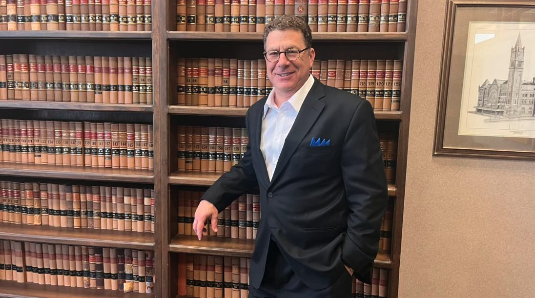 L'altro Mark Zuckerberg ha fatto causa a Facebook: l'assurdo loop degli account bloccati