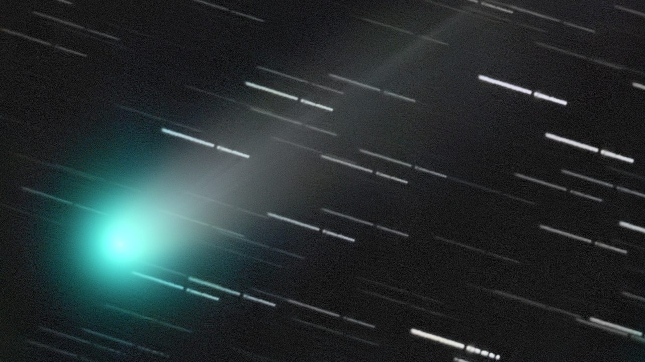 La cometa C/2025 A6 Lemmon fotografata nel cielo di Roma. Credit: Fabrizio Montanucci