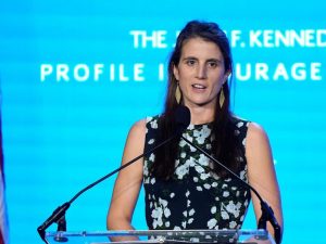 Tatiana-Schlossberg-John-F.-Kennedy-nipote-leucemia-300x225.jpg