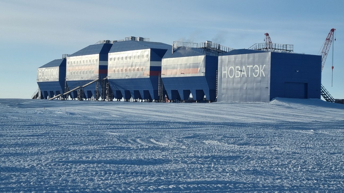 La base di Vostok, la stazione di ricerca russa dove è stato registrato il primo record storico di freddo sull’Altopiano Antartico Orientale / Credit: Wikipedia