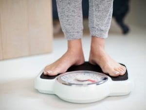 Perché facciamo così fatica a perdere peso: dipende da un antico meccanismo del cervello