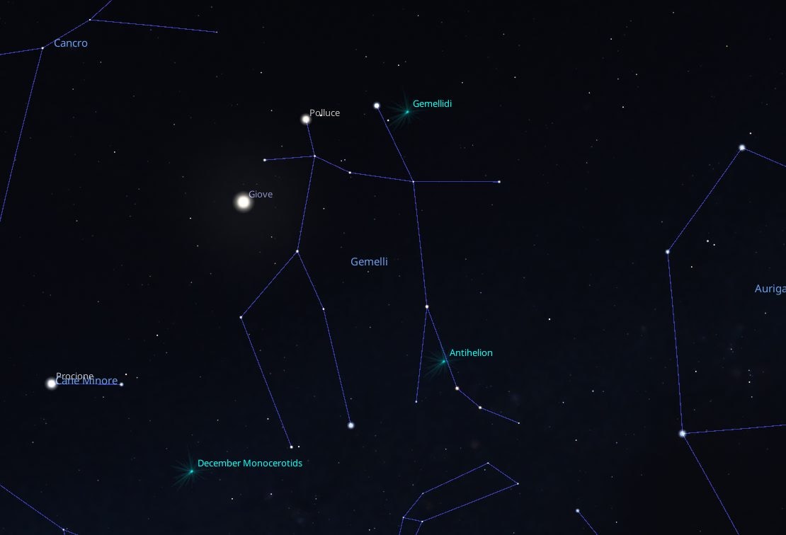 La costellazione dei Gemelli con il radiante delle Geminidi (in verde) nella notte tra il 13 e il 14 dicembre 2025. Credit: Stellarium