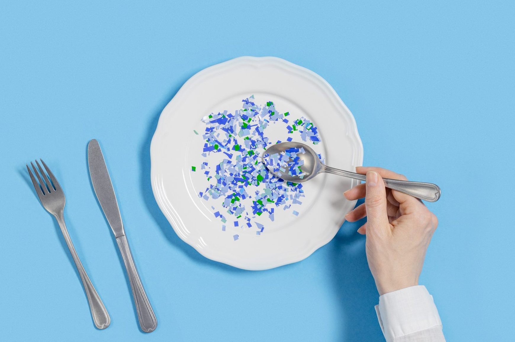 Microplastiche nel cervello: uno studio rivela come possono accelerare la malattia di Alzheimer