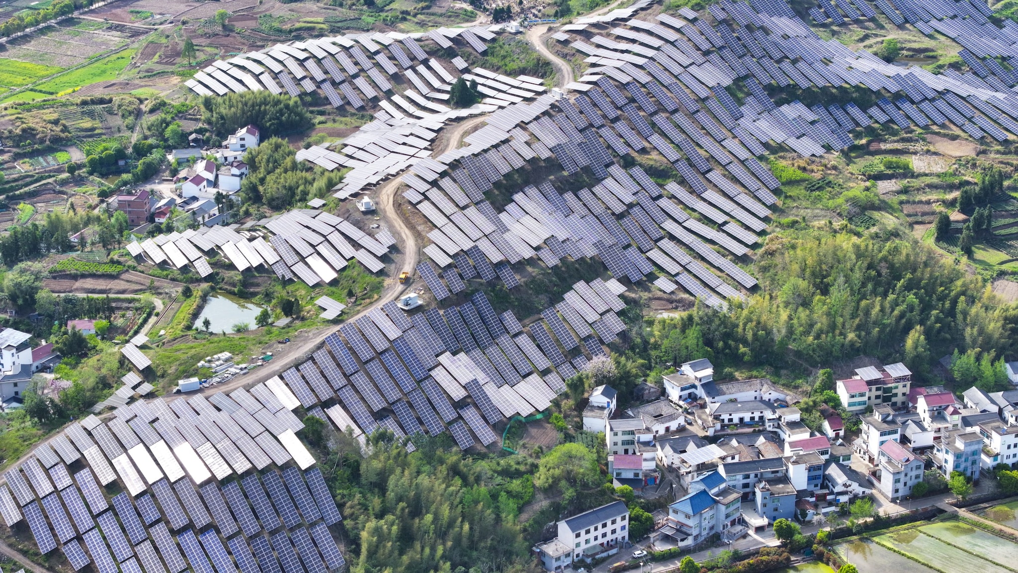 Perché le energie rinnovabili sono la svolta scientifica del 2025 per la rivista Science