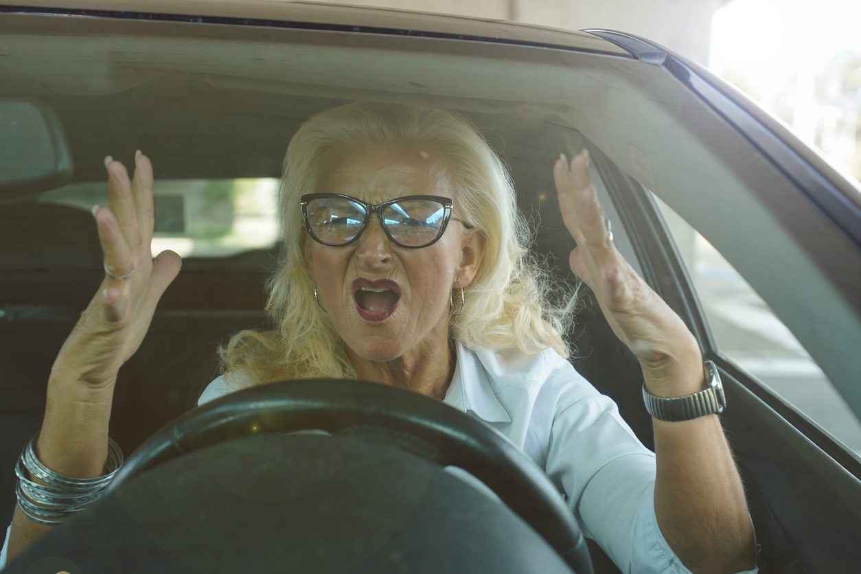 Perché dire parolacce ci rende fisicamente più forti: i risultati di uno studio