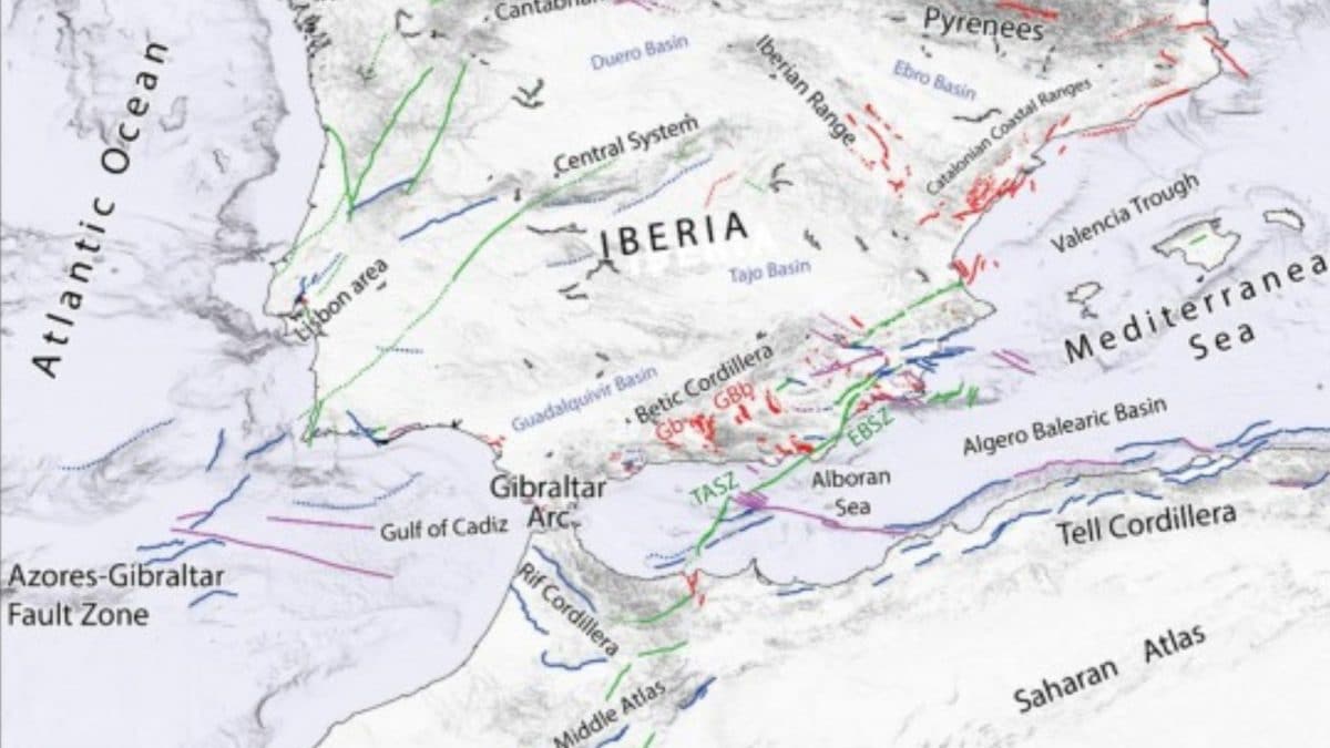 SCIENCE DIRECT | Immagine dallo studio "New insights on active geodynamics of Iberia and Northwestern Africa from seismic stress and geodetic strain–rate fields"