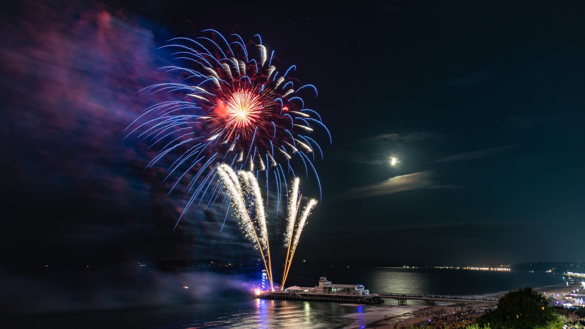 Nella notte di San Silvestro la Luna dà l'ultimo bacio dell'anno: a che ora vederlo il 31 dicembre