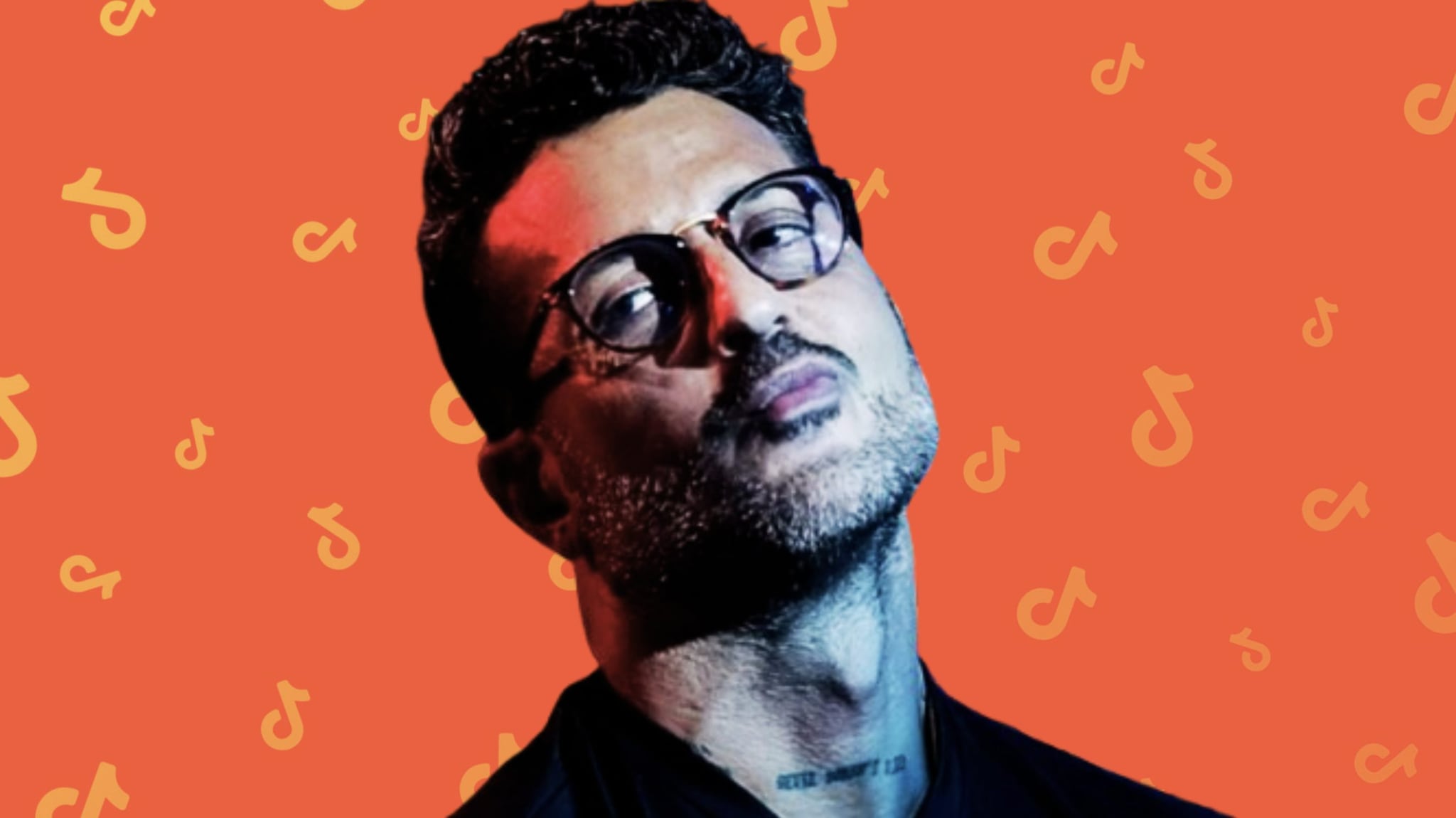 Caso Corona, c’è un posto in cui si vedono ancora tutti i video di Falsissimo: forse è un problema